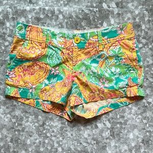 Lilly Pulitzer Walsh short size 2